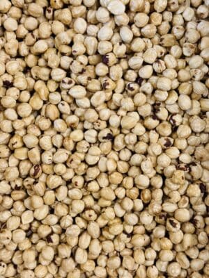 אגוזי לוז מקולפים