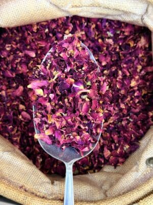 וורדים עלי כותרת